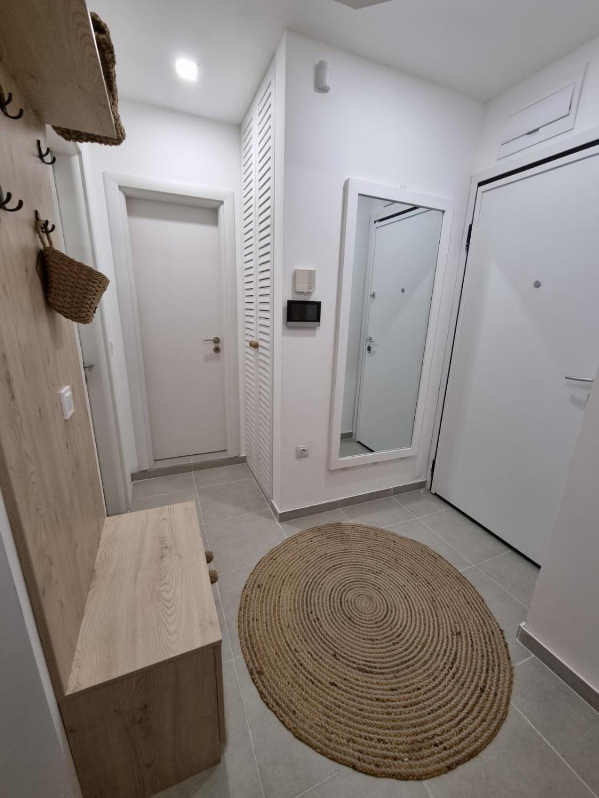 Apartment Polina - 2Bd Next To Sea Garden Varna Ngoại thất bức ảnh